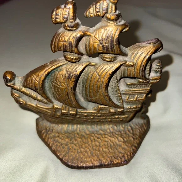 Vintage Cast Iron Pirate Ship Galleon Bookend Doorstop Nautical Bronze Tone 4.5" - Picture 1 of 6